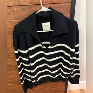 Abercrombie & Fitch Sweater